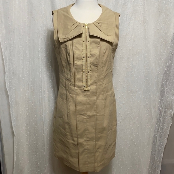 🅴 Elie Tahari Linen Khaki Sleeveless Sheath Dress, Front Gold Zipper & Studs - Picture 6 of 9